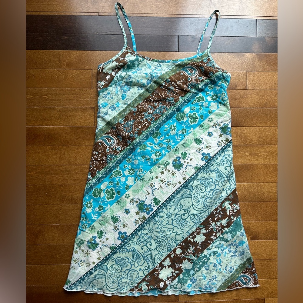 No Boundaries Juniors Medium Blue/Brown Paisley Mini Dress